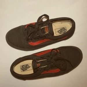 Old Skool Vans- The Original Skate Sneakers Limited AFI edition- Black Red